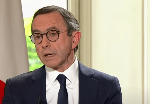 URGENT : Les passeports algériens bientôt interdits ?